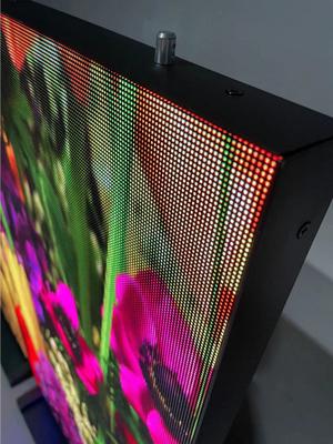 P2.5 LED Pencere Ekran İşaretleri 3840 Reklam Video Ekranını Yenileyin