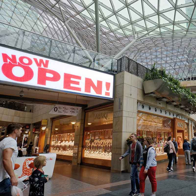 P1.538 LED Pencere Ekran İşaretleri Yüksek Tanım 3840HZ Yüksek Referans Hızı