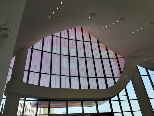 1R1G1B Şeffaf LED Film Ekranı, 4000mcd LED Giydirme Cephe Ekranı
