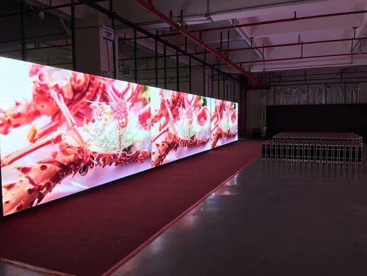900cd Kapalı Reklam LED Ekran CE ROHS PSE UL Sertifikası