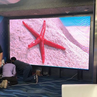 Reklam için 128 * 128mm Yüksek Çözünürlüklü LED Ekran 250000 nokta