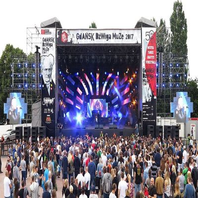 Stüdyo Tv Gösterisi Sahne Arka Planı için 3840Hz Açık Kiralama LED Ekranı