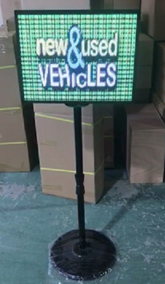 P5 Özelleştirilmiş SDK LED Ekran SMD2121 Standlı LED Banner Panosu
